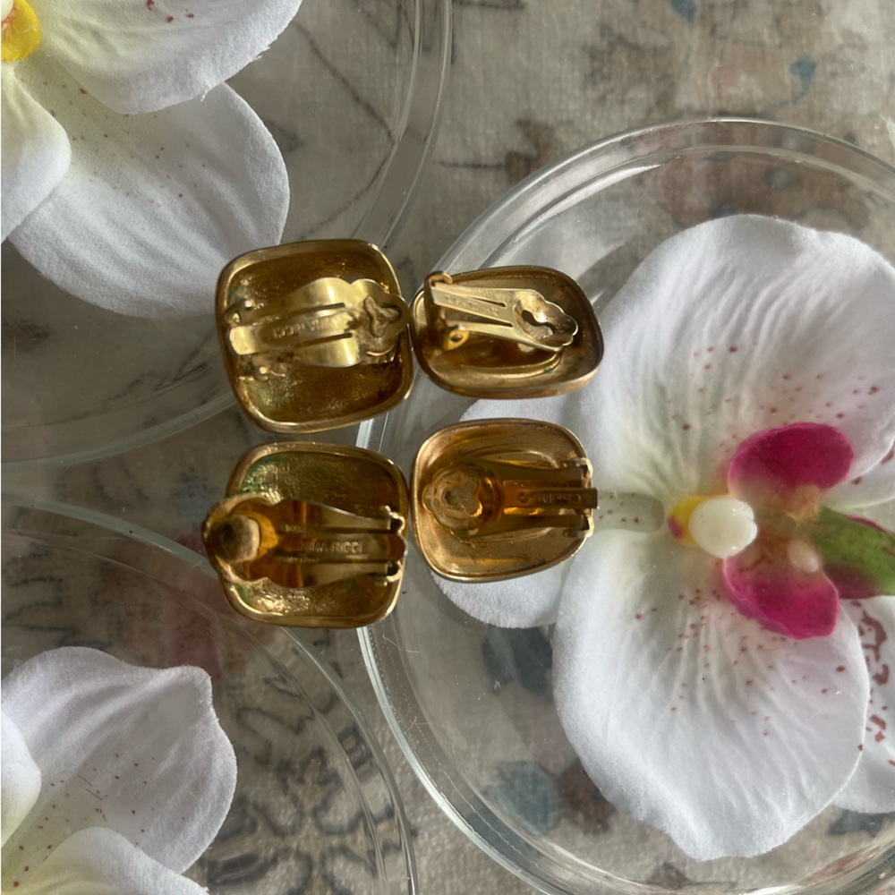 Christian Dior & Nina Ricci Vintage Earrings Bundle - Picture 8 of 8
